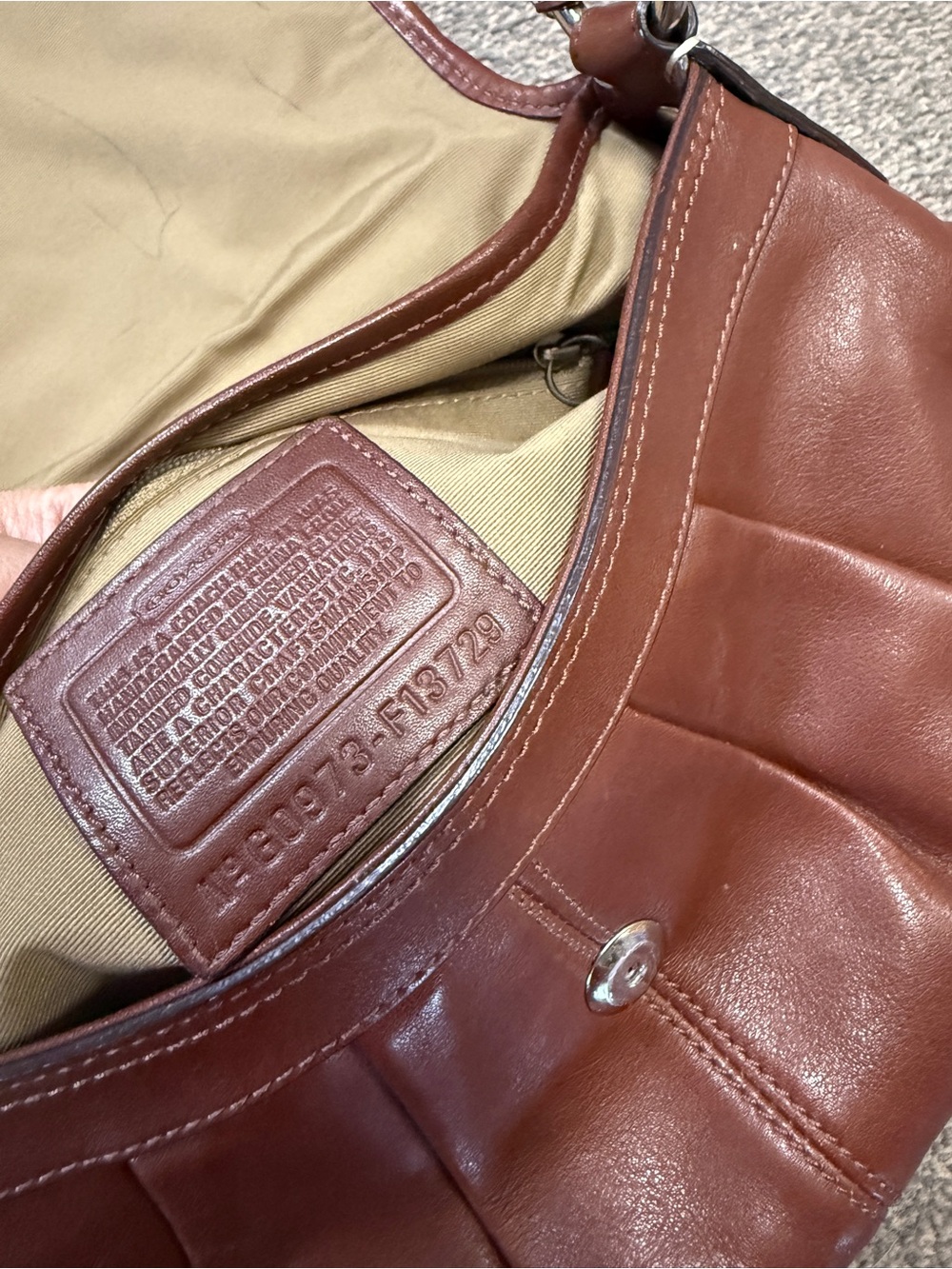 COACH Y2K Pleated Soho Brown Leather Hobo Shoulder Purse Bag F13729 - Picture 7 of 7